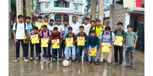 सुब्रतो मुखर्जी कप फुटबॉल के लिए लखीसराय की अंडर-17 टीम किशनगंज रवाना