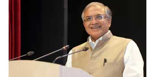 सीईसी ज्ञानेश कुमार को हटाने की तैयारी में विपक्ष, संसद में ला सकता है नोटिस