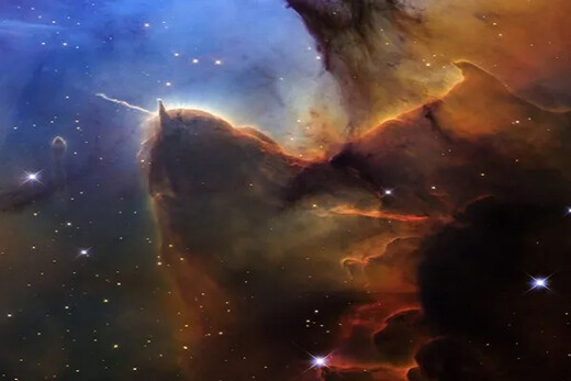 हबल टेलीस्कोप की नजर में ब्रह्मांड का अद्भुत नजारा, ट्राइफिड नेबुला की नई तस्वीर जारी