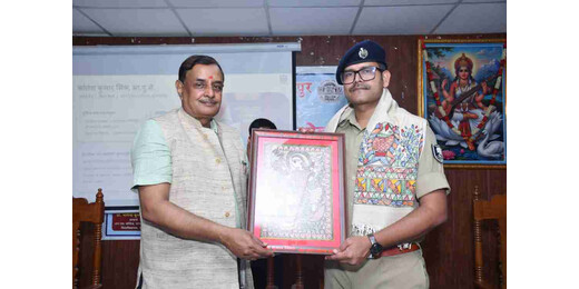 रामेश्वर महाविद्यालय में हिंदी पखवाड़ा के तहत संगोष्ठी, ज्ञान-विज्ञान और रोजगार से जोड़ने पर जोर