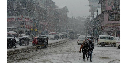 उत्तर भारत में ठंड का दौर जारी, सर्द हवाओं से बढ़ेगी गलन