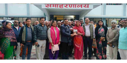 छात्राओं को मिली नई उड़ान : पद्मश्री संतोष यादव ने दिया सफलता का मंत्र