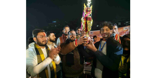 राष्ट्रीय युवा दिवस पर खेल उत्सव, अभाविप ने कराया शॉर्ट बाउंड्री क्रिकेट टूर्नामेंट