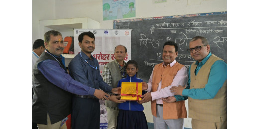 विश्व धरोहर सप्ताह में बच्चों ने दिखाया क्विज, लेखन और चित्रकला में हुनर