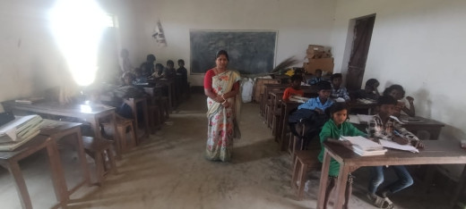 चानन प्रखंड के नवसृजित विद्यालय में मिड डे मील में घोटाला, फर्जी उपस्थिति और प्रधान शिक्षिका नदारद