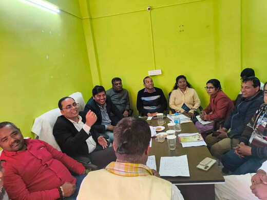 विकास कार्यों की प्रगति पर सख्त रुख, एसडीओ ने ली विभागीय समीक्षा बैठक