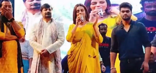 अक्षरा सिंह और अनुपमा यादव के कार्यक्रम में बेकाबू दर्शकों पर चली लाठीचार्ज