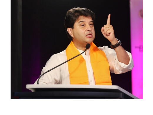 वोट चोरी आरोप पर सिंधिया का पलटवार, कहा- जिनका वोट बैंक जब्त, वही लगाएंगे इल्जाम