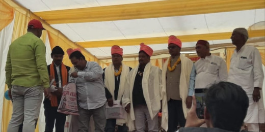 सेवानिवृत्त शिक्षक नागेश्वर प्रसाद सिंह के सम्मान में बिदाई समारोह आयोजित