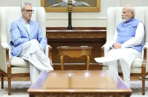 पहलगाम अटैक के 11 दिन बाद PM मोदी से मिले CM उमर अब्दुल्ला, करीब 20 मिनट तक हुई बातचीत