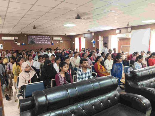 रामेश्वर महाविद्यालय में MY Bharat एवं NSS का ओरिएंटेशन कार्यक्रम, युवाओं को राष्ट्र निर्माण का दिया संदेश