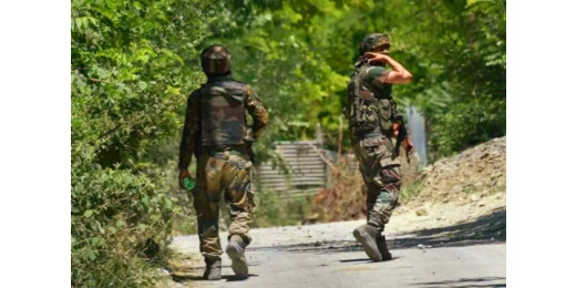 जम्मू और कश्मीर में आतंकवादियों ने गश्त करने गए सेना के जवान को किया अगवा , शव बरामद