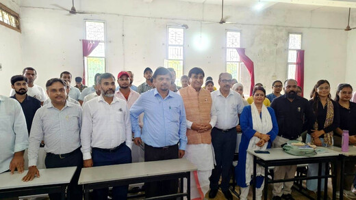 बीआरएबीयू रसायनशास्त्र विभाग में पूर्व मंत्री महाचन्द्र प्रसाद सिंह का आगमन, अध्ययन और शोध पर दिया जोर