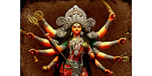 मां दुर्गा के पट खुले, श्रद्धालुओं की उमड़ी भीड़