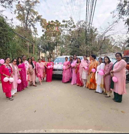सर्वाइकल कैंसर जागरूकता के लिए इनरव्हील क्लब ने निकाली कार रैली