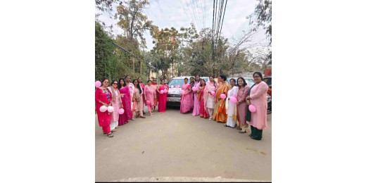 सर्वाइकल कैंसर जागरूकता के लिए इनरव्हील क्लब ने निकाली कार रैली
