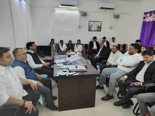 राष्ट्रीय लोक अदालत के लिए न्यायिक पदाधिकारियों की बैठक आयोजित