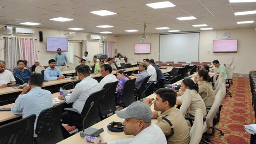 लखीसराय में खनन टास्क फोर्स की बैठक, अवैध खनन और परिवहन पर कार्रवाई की समीक्षा