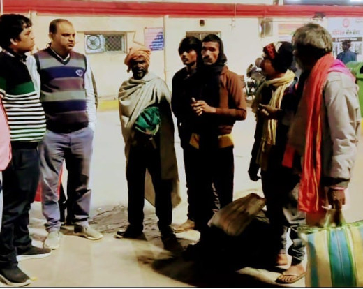 सुरसंड के 9 प्रवासी मजदूरों और 4 नाबालिग की घर वापसी, पंजाब के कपूरथला से कराए गए मुक्त