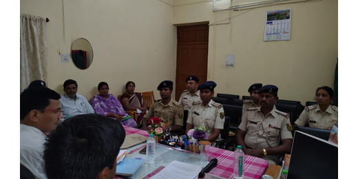 बाल हितैषी कानूनी सेवाओं की समीक्षा, डीएलएसए ने जागरूकता बढ़ाने पर दिया जोर