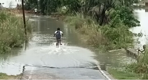 टाल और दियारा के बाद लखीसराय मुख्यालय तक पहुँचा बाढ़ का पानी, प्रशासन की सुस्ती से जनता बेहाल