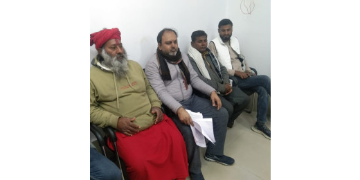 स्कूली ऑटो पर लगाए गए प्रतिबंध के खिलाफ आरटीई व आरटीआई एक्टिविस्ट ने किया विरोध