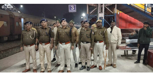 गणतंत्र दिवस से पहले किऊल स्टेशन पर हाई अलर्ट, RPF–GRP का सघन चेकिंग अभियान