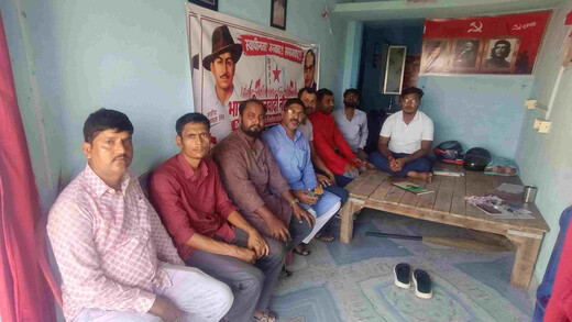 डीवाईएफआई की जिला बैठक में लिए गए कई फैसले, संगठन विस्तार और दिल्ली मार्च पर चर्चा