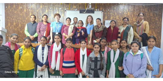रूस के सांस्कृतिक प्रतिनिधियों ने किया सांस्कृतिक विरासत का आदान-प्रदान