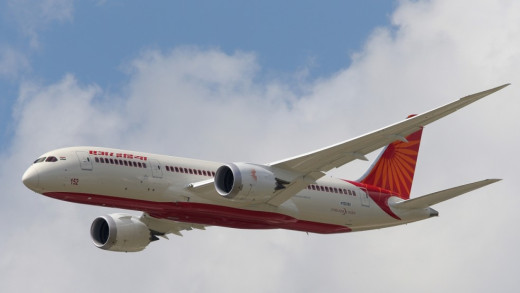 एयर इंडिया की फ्लाईट में बम की धमकी, यात्रियों में अफरातफरी
