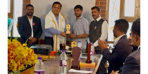 विजनलाइफ मानव अधिकार फाउंडेशन ने अंशु कुमार को किया सम्मानित