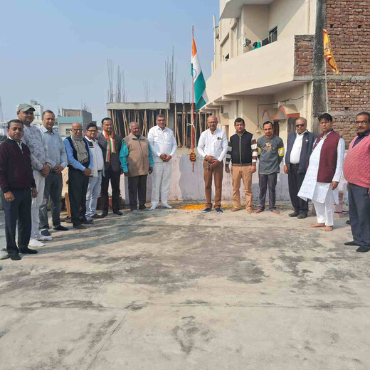 भव्य ध्वजारोहन के साथ श्री बाल हनुमान मंडल में मनाया गया 77वां गणतंत्र दिवस