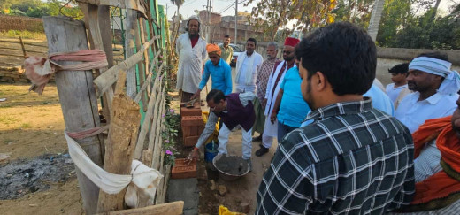 कब्रिस्तान की घेराबंदी का हुआ शिलान्यास, कार्य मार्च के अंत तक होगा पूरा