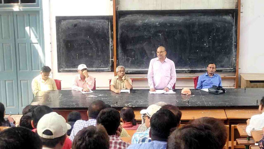 लंगट सिंह कॉलेज में स्टाफ काउंसिल की बैठक संपन्न
