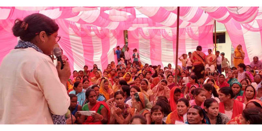 महिला संवाद कार्यक्रम से सशक्त और स्वावलंबी बन रही महिलाएं