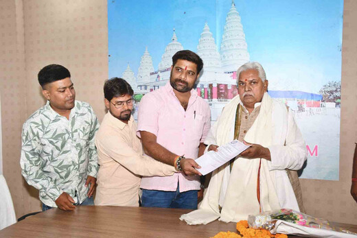 व्यापारियों ने उठाई औद्योगिक विकास की आवाज, विधानसभा अध्यक्ष को सौंपा ज्ञापन