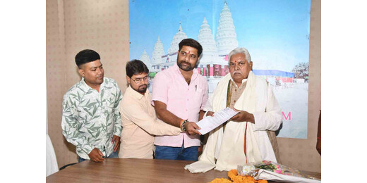 व्यापारियों ने उठाई औद्योगिक विकास की आवाज, विधानसभा अध्यक्ष को सौंपा ज्ञापन