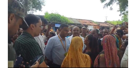 ओवरब्रिज की मांग पर प्रशासन की खामोशी जारी, खतरे भरे सफर से परेशान लाखों ग्रामीण