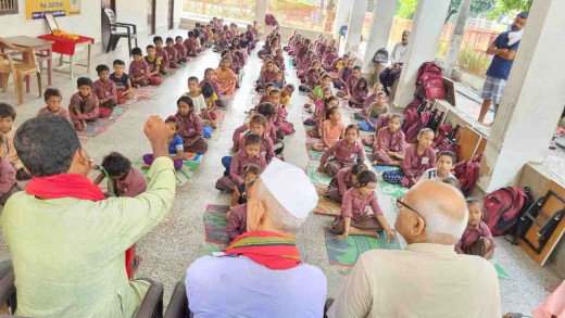 अमर बलिदानी शहीद खुदीराम बोस की पुण्यतिथि के अवसर पर अप्पन पाठशाला में कार्यक्रम आयोजित
