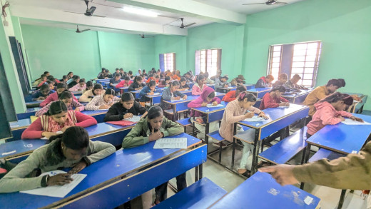 राजकीय विद्यालय में सड़क सुरक्षा पर किया क्विज व पेंटिंग प्रतियोगिता आयोजित