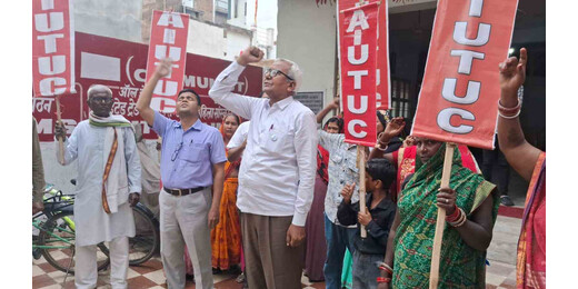 मई दिवस पर मजदूरों ने दिखाई एकता, अधिकारों के लिए लड़ाई जारी रखने का संकल्प
