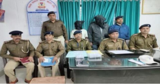 मोबाइल चोरी के आरोप में पत्थर से कूचकर हत्या, दो आरोपी गिरफ्तार