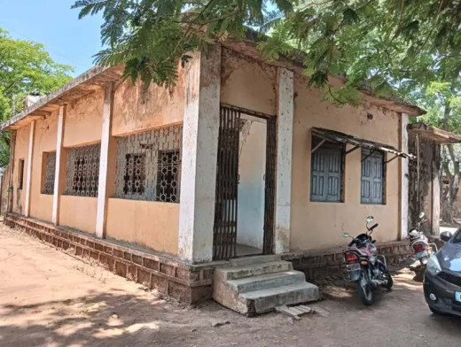 बाबुओं की लापरवाही से तंग युवक ने की आत्महत्या, परिवार पर टूटा दुखों का पहाड़