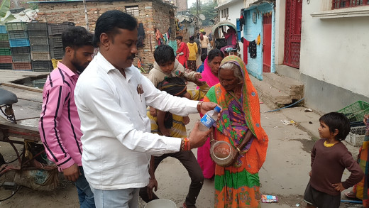 वार्ड नं 3 में सही तरीके से जलापूर्ति नहीं होने से पूर्व महापौर सुरेश कुमार ने जताई नाराजगी