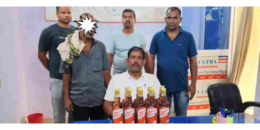 आरपीएफ किऊल ने 9 बोतल विदेशी शराब के साथ अभियुक्त को पकड़ा