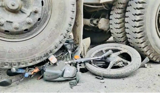 भीषण सड़क हादसे में एक ही परिवार के बुझे दो चिराग 