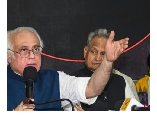 पीएम मोदी आज पहुंचे पूर्व सीएम दिवंगत कर्पूरी ठाकुर के जन्मस्थान, कांग्रेस ने साधा पीएम पर निशाना 