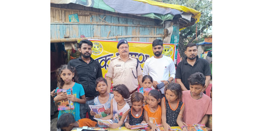 नशा मुक्ति की ओर कदम बढ़ाते हुए बस्ती वासियों ने दिखाया उत्साह