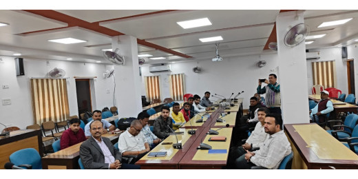 जिला स्तरीय उर्वरक निगरानी समिति की हुई बैठक
