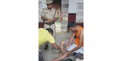 किऊल स्टेशन पर यात्री के गिरने से हादसा, समय रहते मिली प्राथमिक चिकित्सा